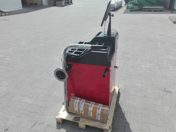 OUTLET Wyważarka do kół REDATS W-650