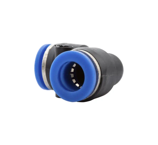 Złączka wtykowa kątowa 6mm