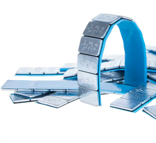 Ciężarki klejone Fe ocynk szeroka taśma SLIM 2,5g - 1 pasek FIVESTARS ROUND