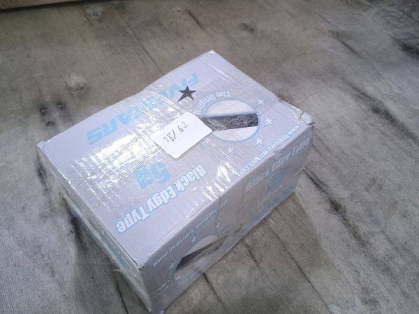 OUTLET Ciężarek klej. FE BLACK FS 5g EDGY 100 szt paczka, z szeroką taśma