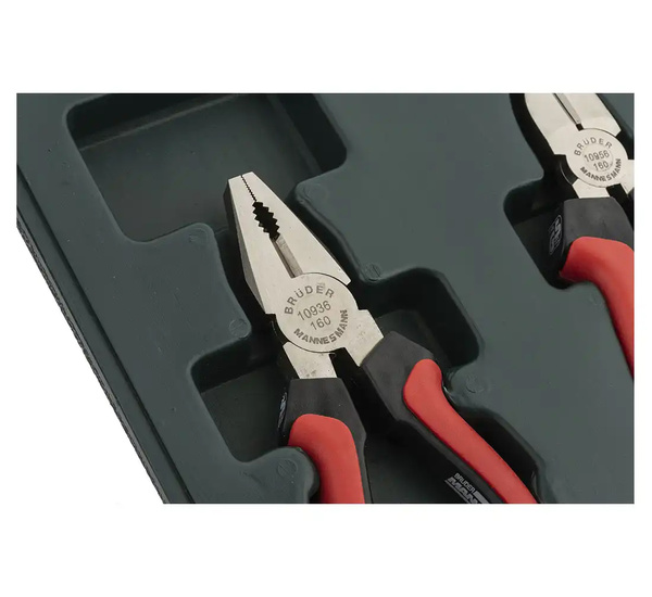 Wkrętaki izolowane płaskie/krzyżakowe + szczypce Mannesmann 11el.