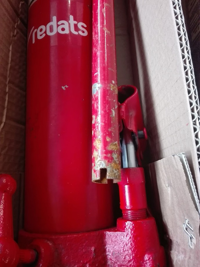 OUTLET Siłownik hydrauliczny z pompą 12T